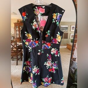 Kate Spade summer dress. New with tags. Never worn. Size 12 navy with florals